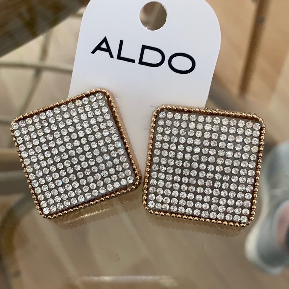 Gem square earrings